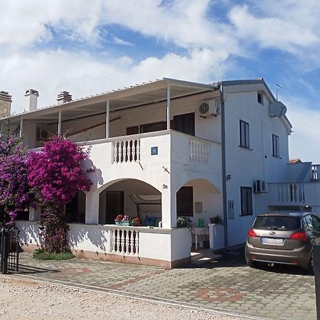 Apartments Marijan Drage Exterior photo