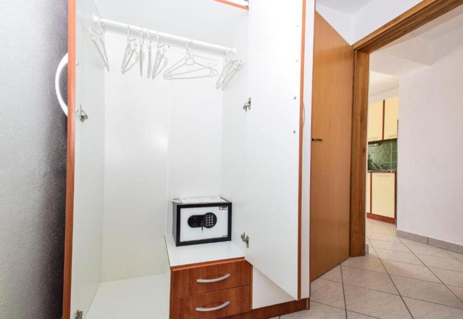 Apartments Marijan Drage Exterior photo