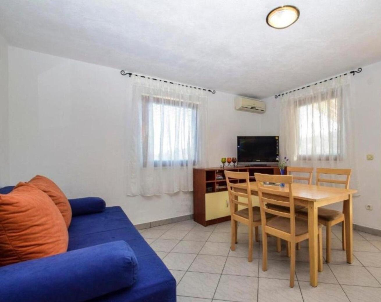 Apartments Marijan Drage Exterior photo